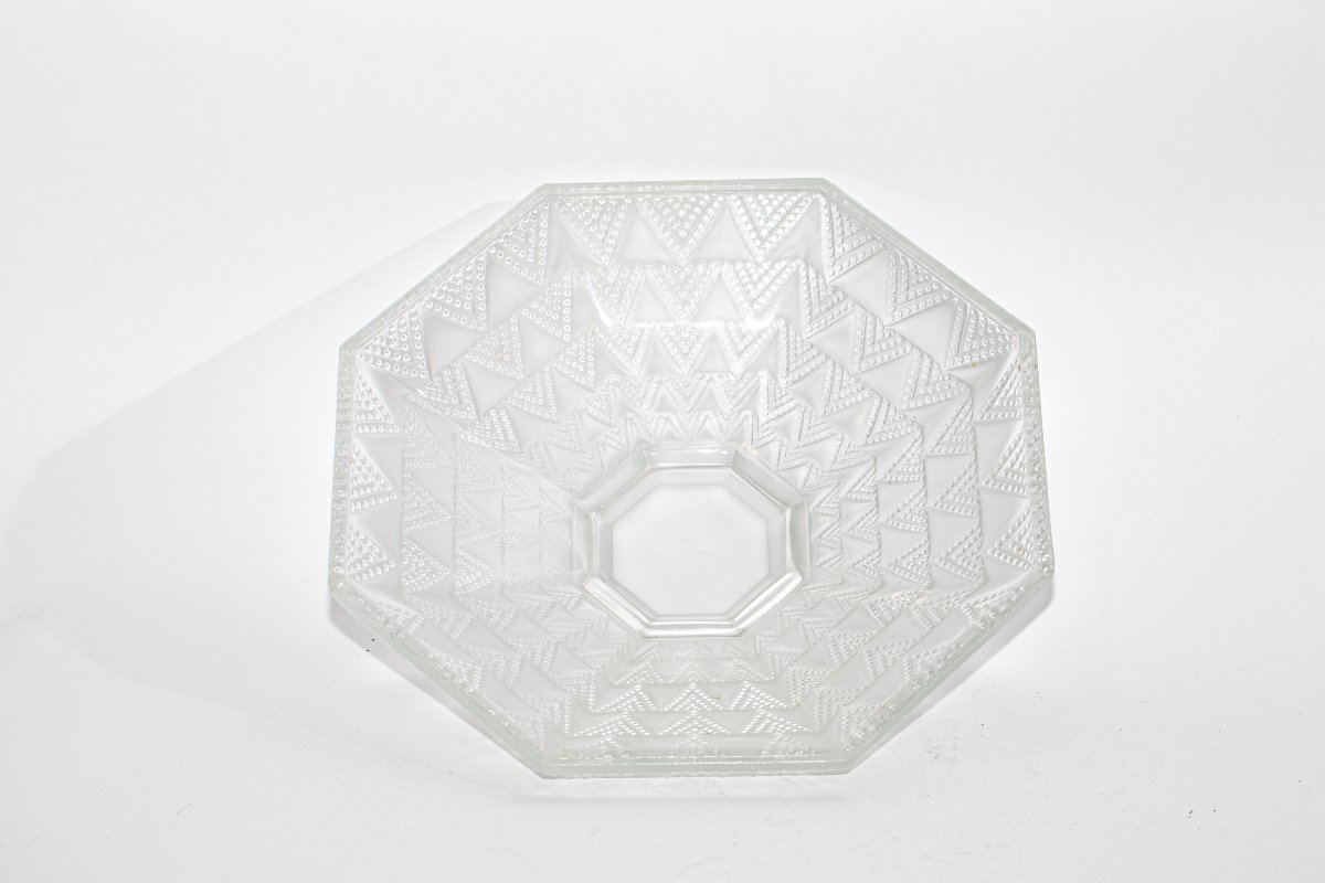 Art Deco Frosted Glass Octagonal Bowl By Verlys France, Circa 1930