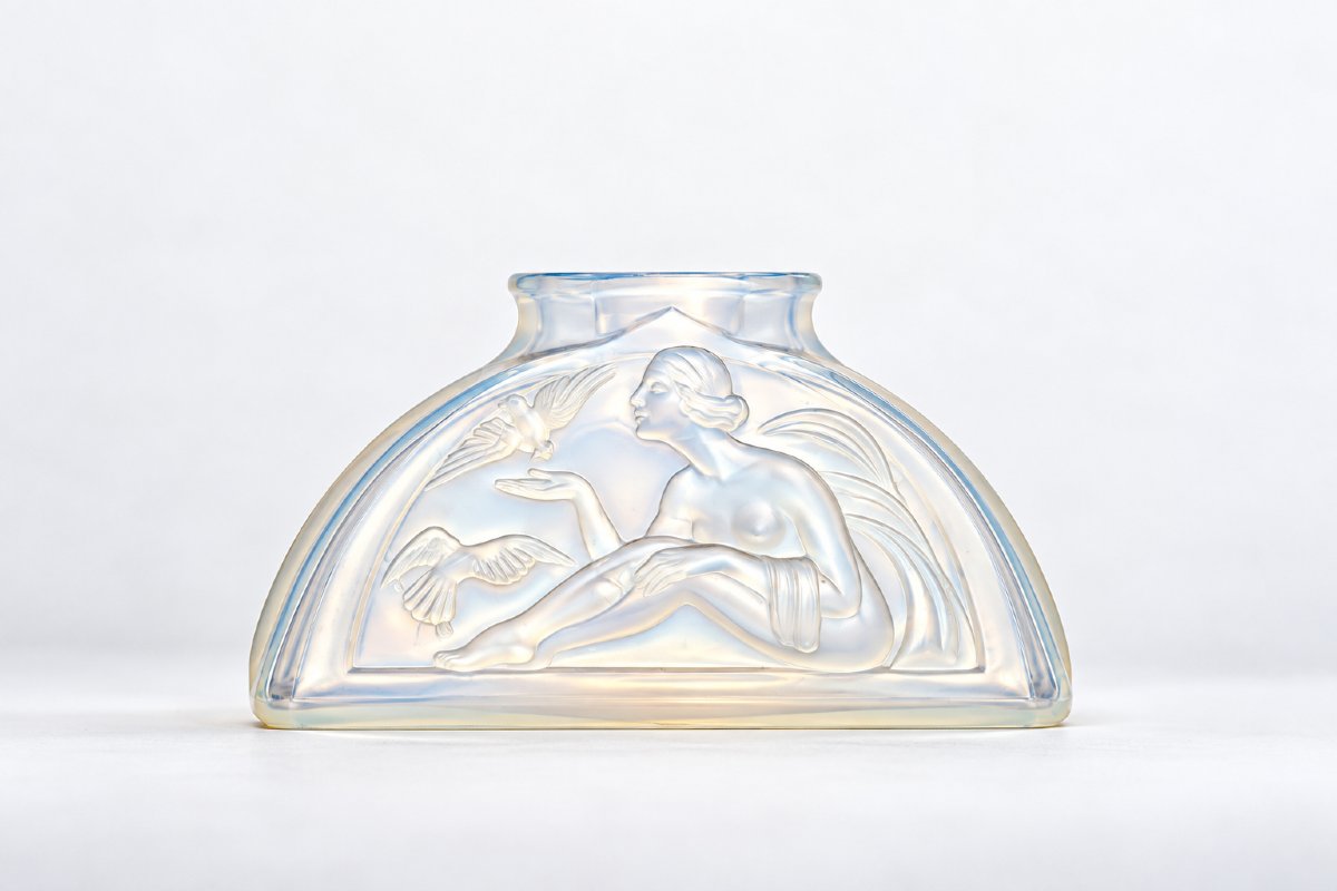Vase Art déco en Verre Opalescent Etling France