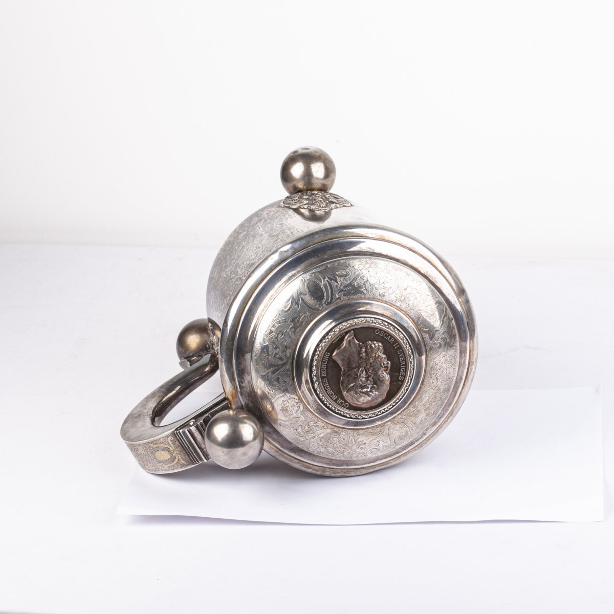 Massive Silver Mug With Coin Cast In Sweden 1889-photo-3