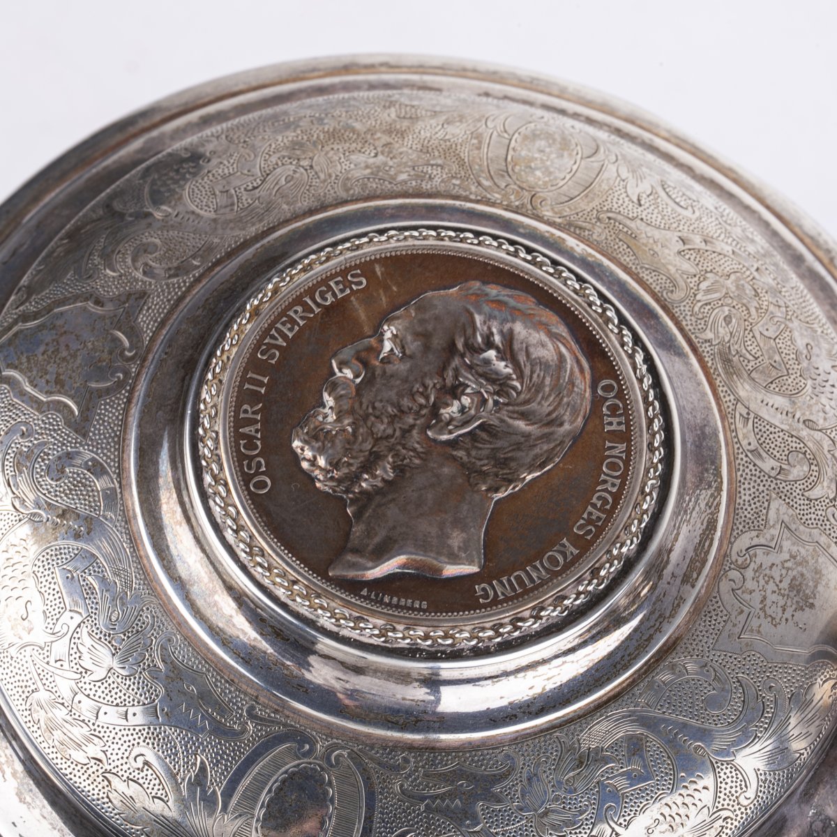 Massive Silver Mug With Coin Cast In Sweden 1889-photo-4