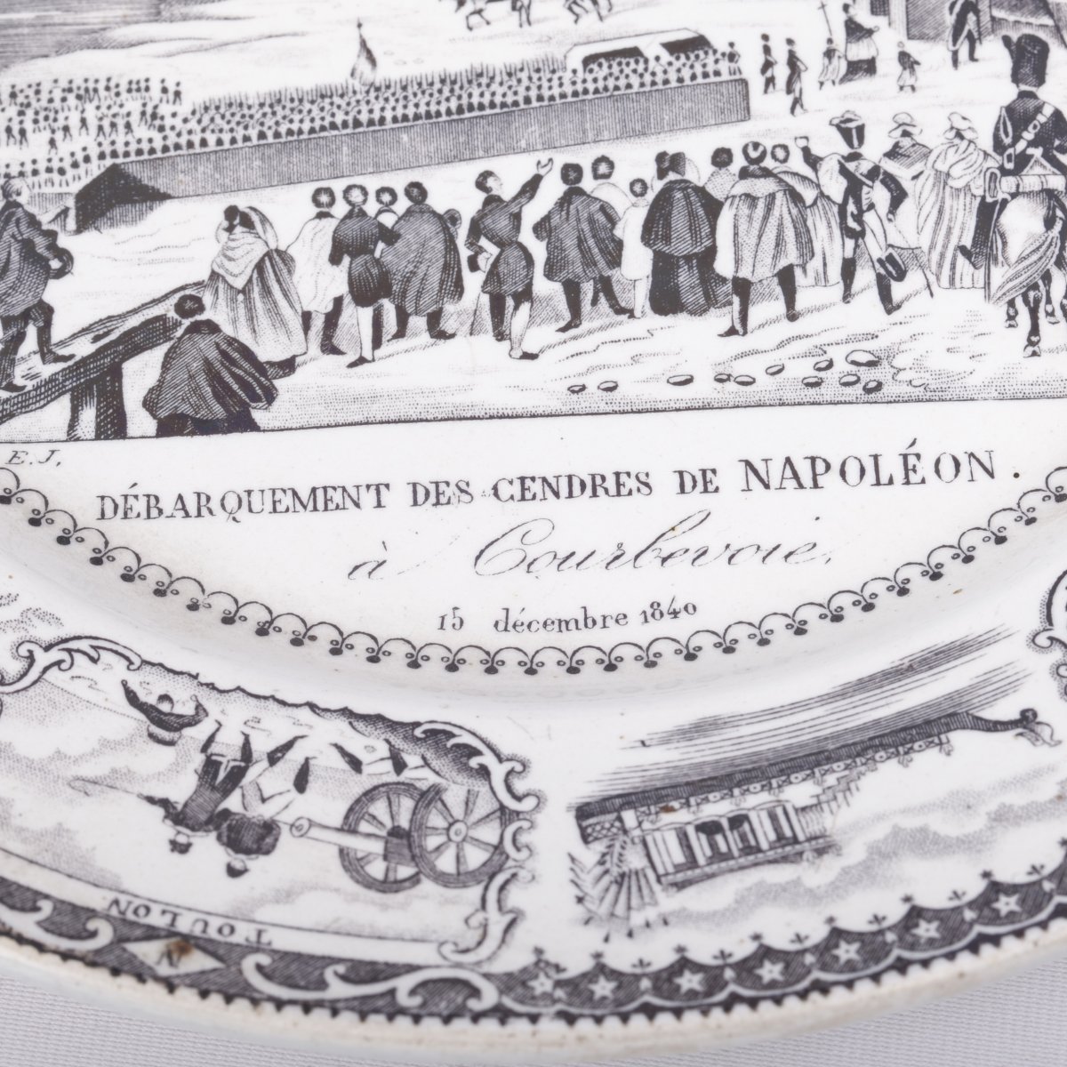 Assiettes à Céramique Napoléoniennes Mortes Gien Peintes en France, 19ème Siècle, Set de 12-photo-2