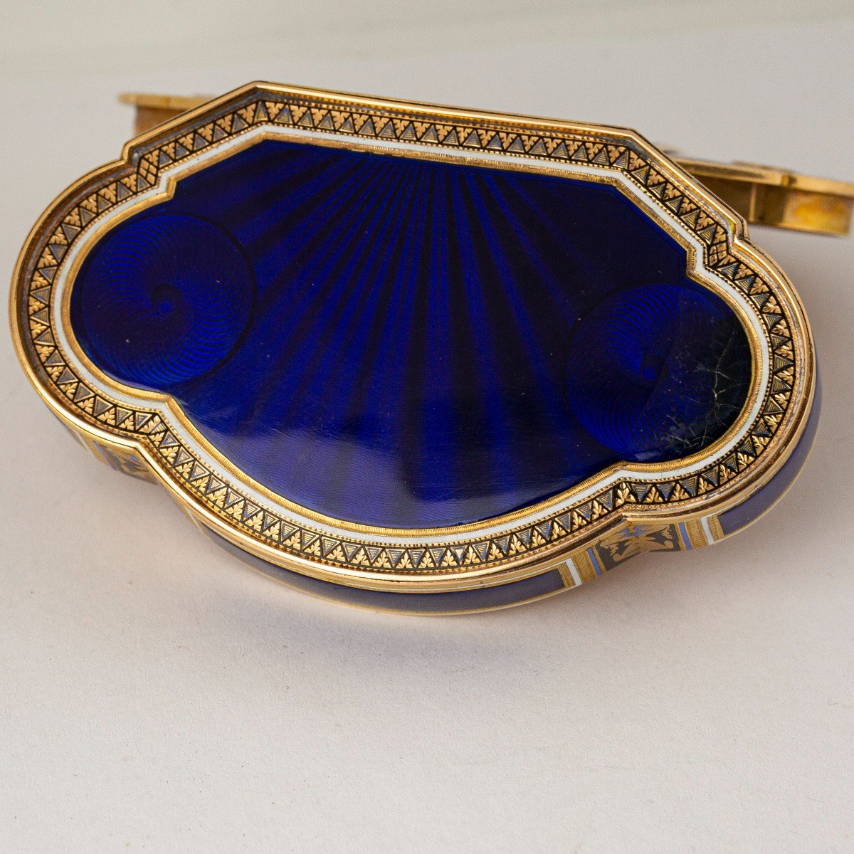 Gold And Enamel Box, Beginning Of The 19th Century-photo-3