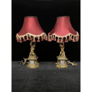 Deux lamps en bronze avec putti