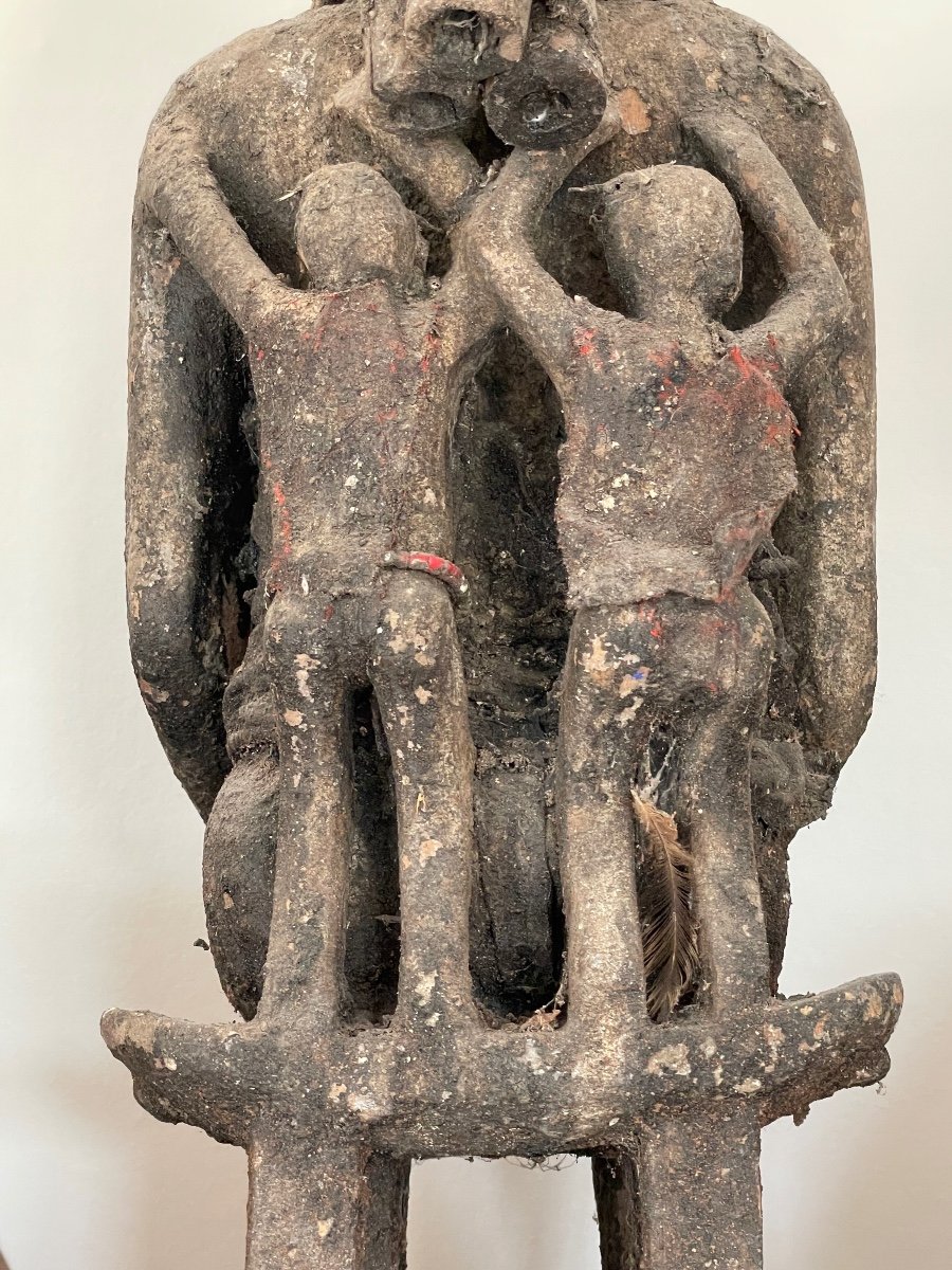 Nigéria. Statue-autel Nago En Bois Sculpté, Tissu, Collier, Métaux, Figurant Une Femme.-photo-4