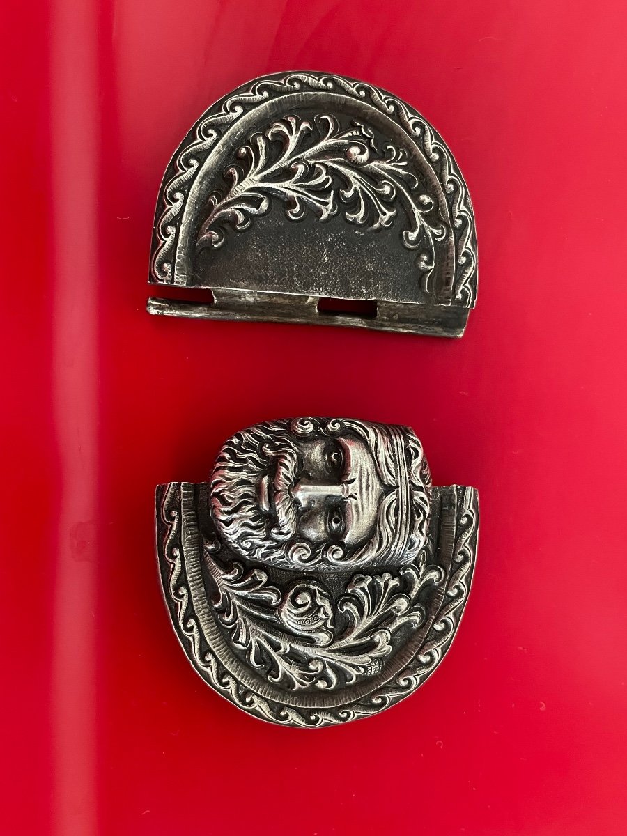 Boucle Ancienne Tete Viking-photo-3