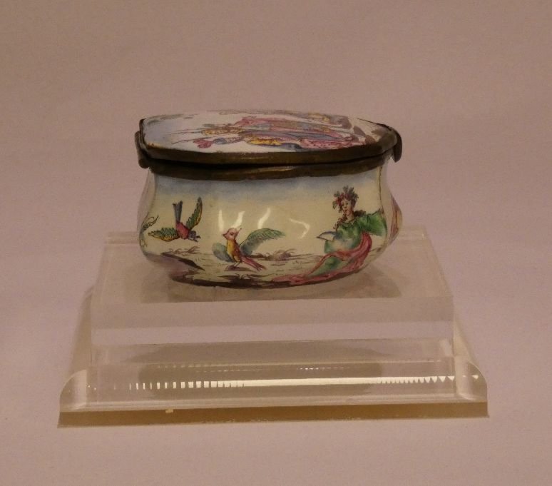 Enamelled Snuffbox. XVIII-photo-1