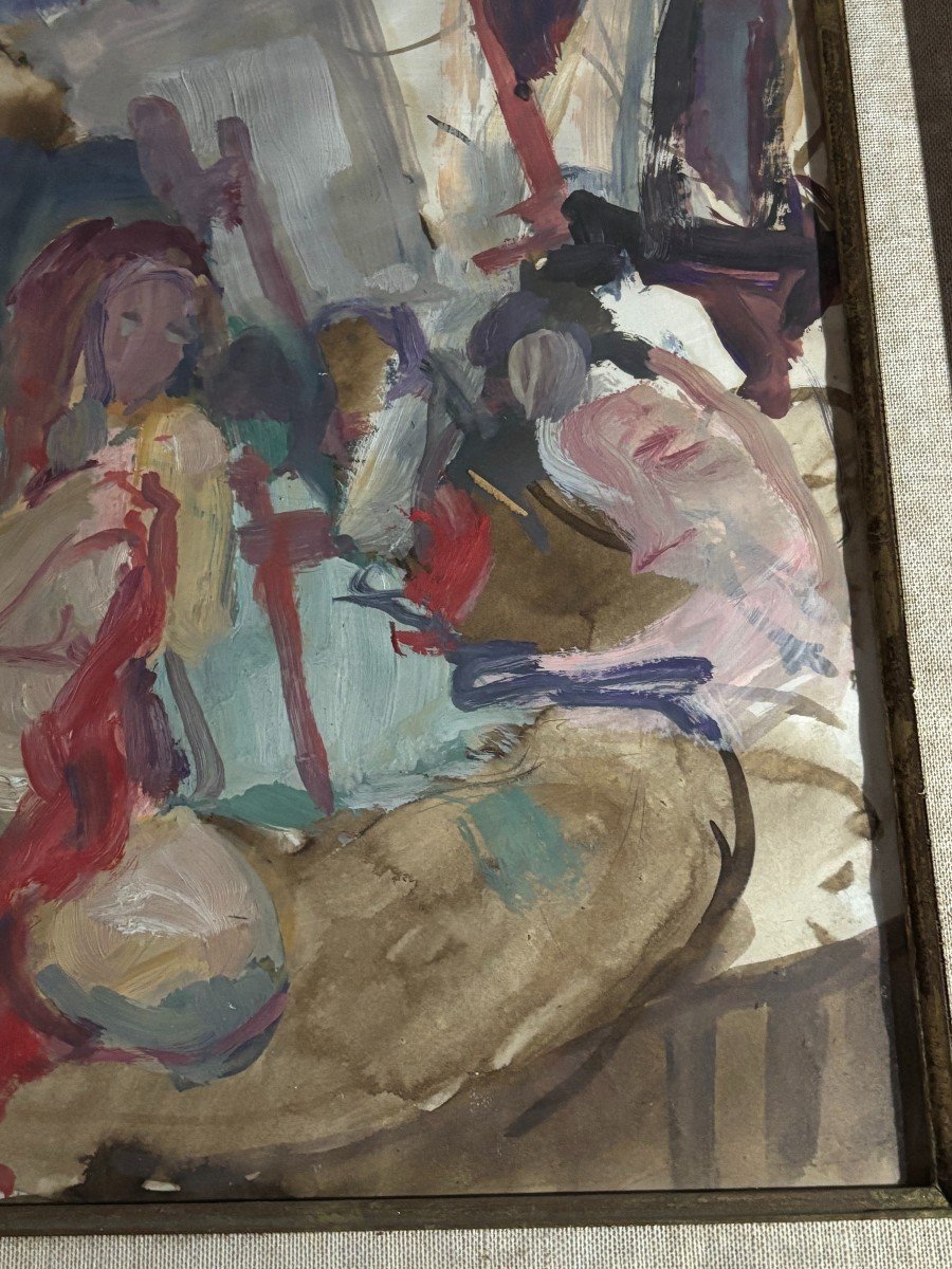 Femme A Genoux Au Milieu d'Un Atelier-photo-2