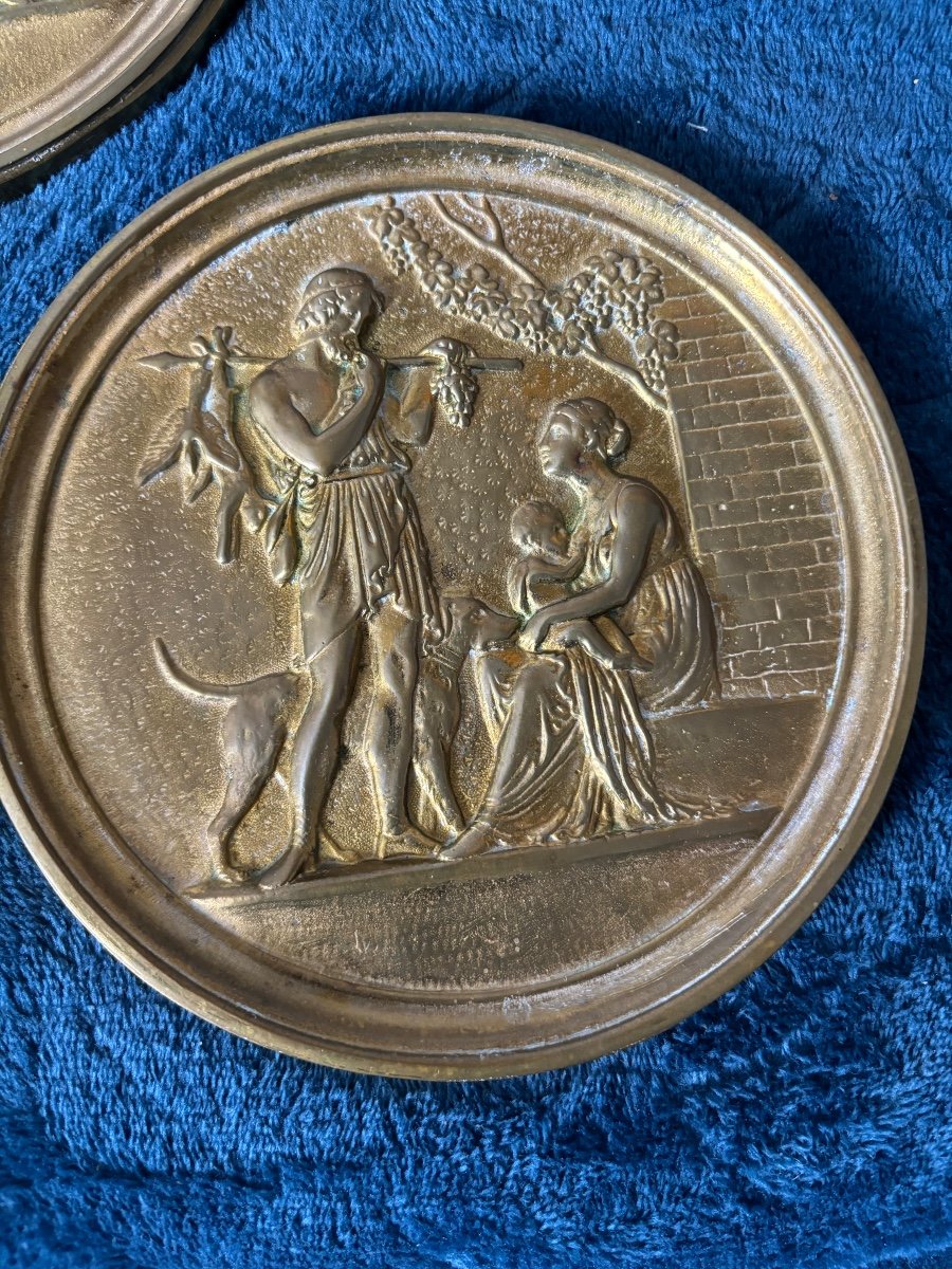 Pair Plate In Golden Bronze -photo-2