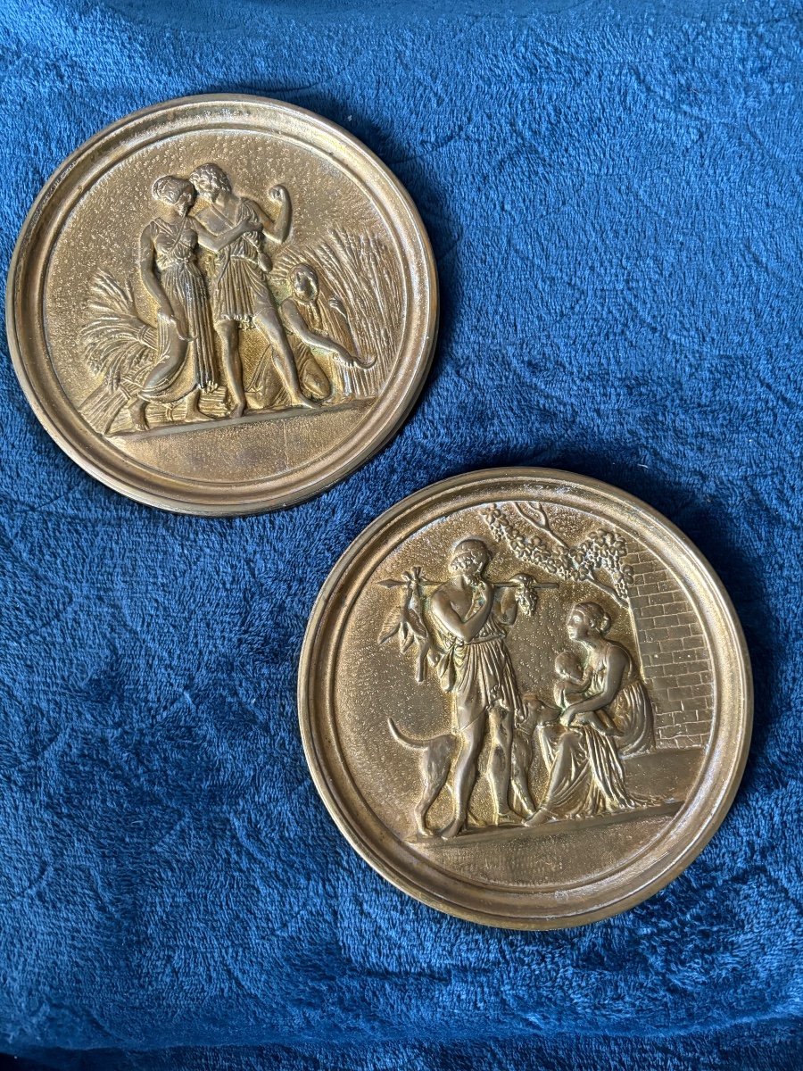 Pair Plate In Golden Bronze 