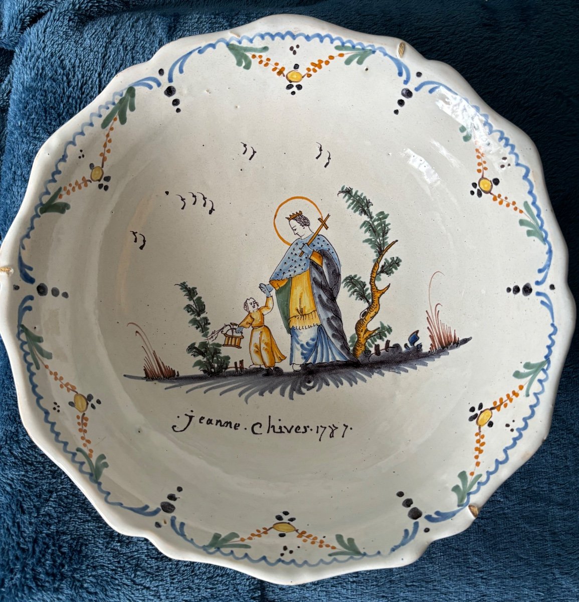 Faience De Nevers Saladier Patronymique Jeanne Chives d'Epoque XVIIIéme Siecle