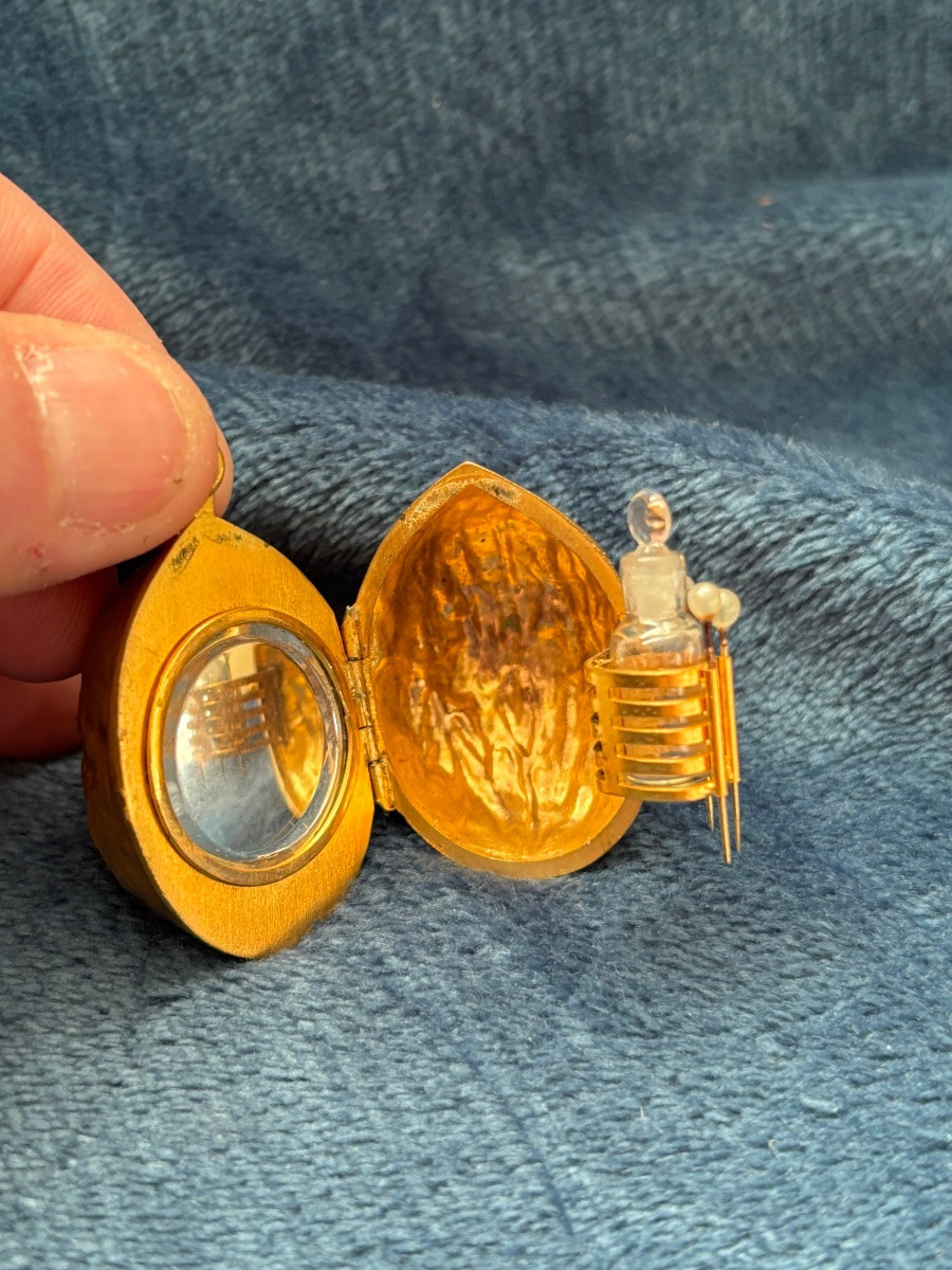 Noix Miniature  « poudrier « -photo-4
