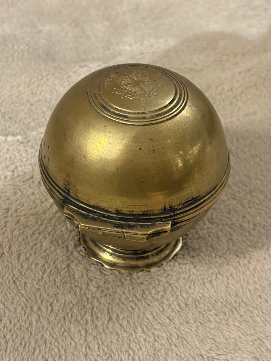 Boule à savon au blason en bronze du XVIIIe siècle -photo-4