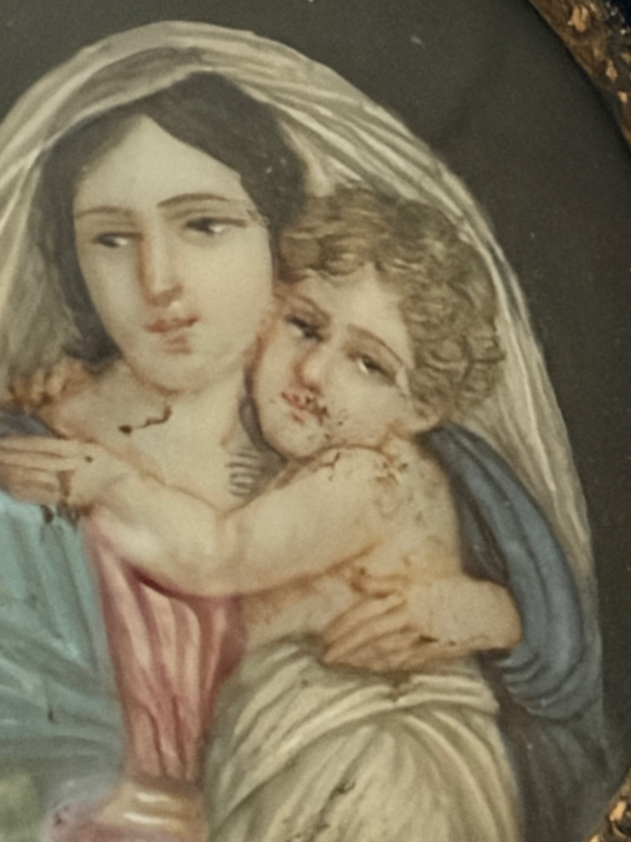 Frame With Three Miniatures -photo-2