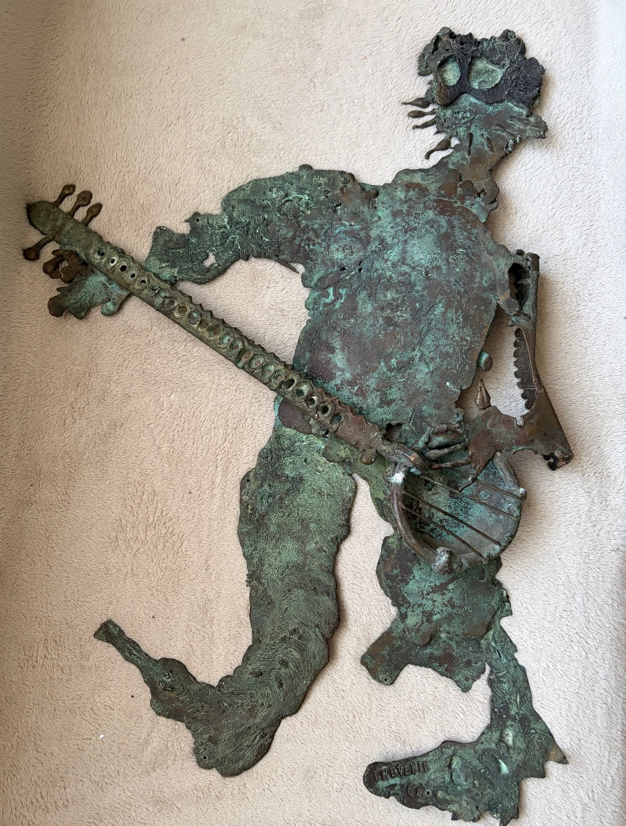 Personnage bronze    Sido and François Thevenin