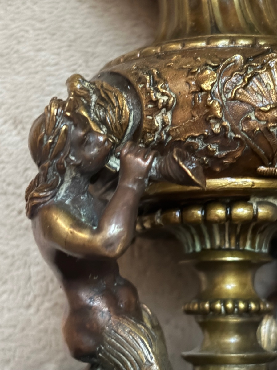 Bronze Vase With Underwater Scene Design -photo-1
