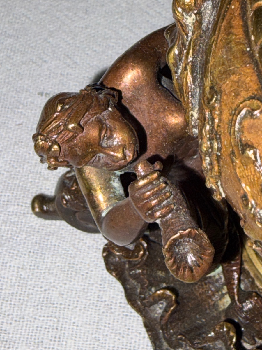Bronze Vase With Underwater Scene Design -photo-6