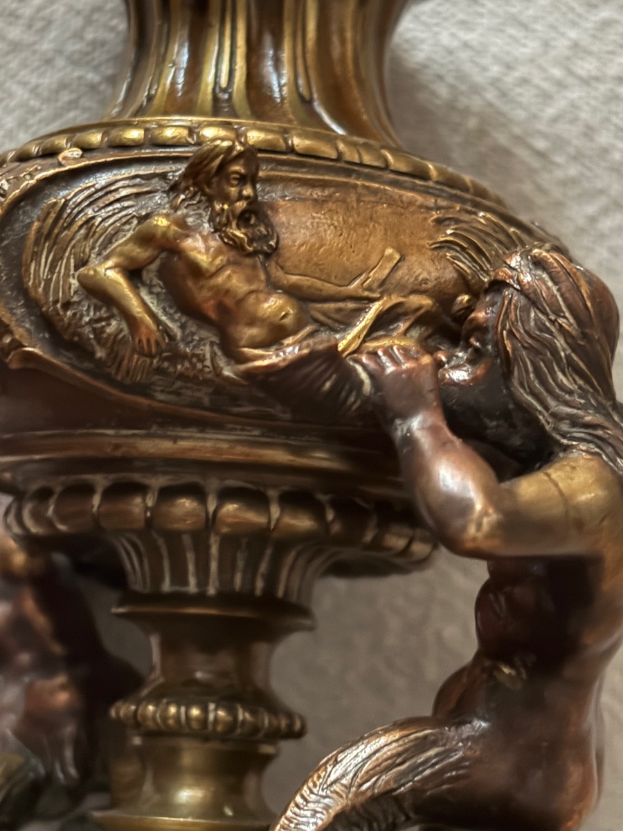 Bronze Vase With Underwater Scene Design 