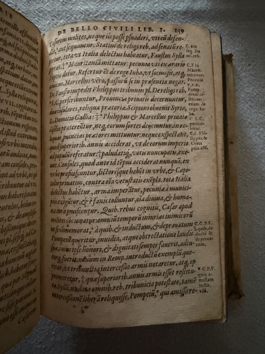 Book 1584.  In Latin -photo-3