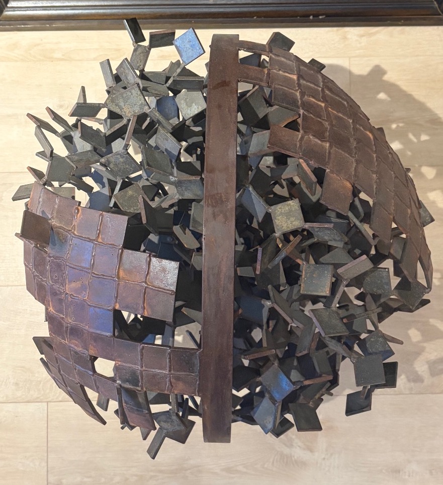 World Map Brutalist Sculpture. Signed Sab-photo-3