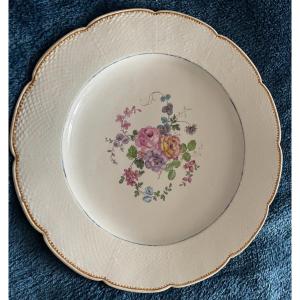 Chantilly Plate Flowers