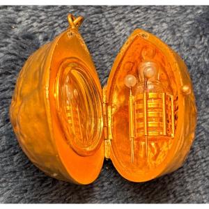 Noix Miniature  « poudrier « 