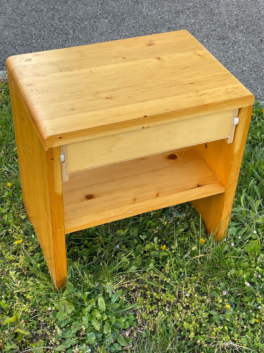 Chevet  en pin Charlotte Perriand  les Arcs -photo-1