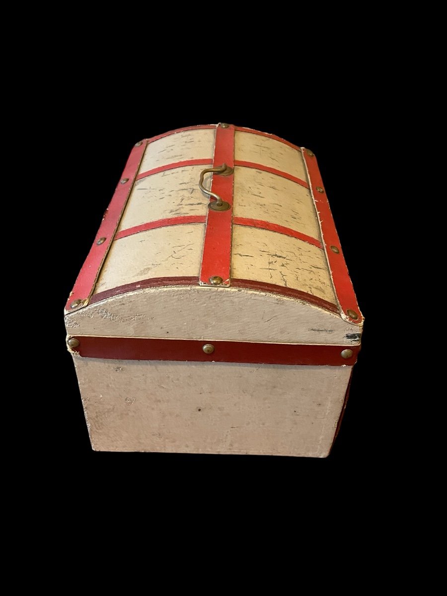 Antique Doll Trunk -photo-2