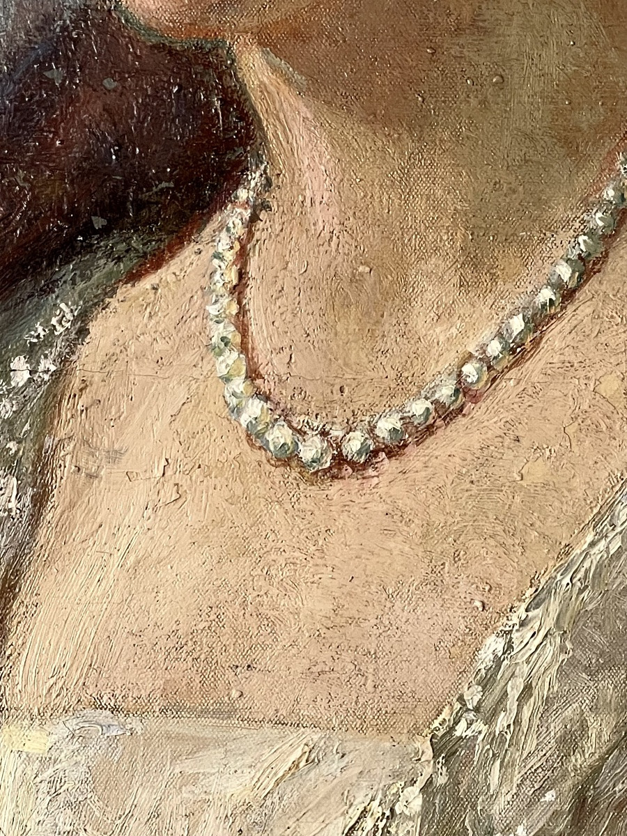 Portrait Of A Woman, Old Painting -photo-4