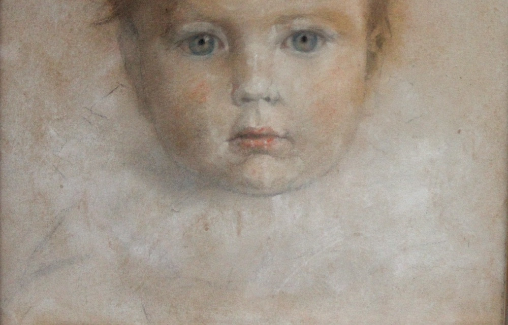 Portrait d’un enfant au chapeau rouge par artiste français, vers 1920-photo-1