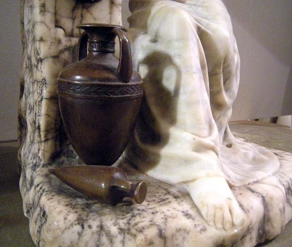 “at The Well,” A Sculpture By Guglielmo Bracony (1838–rome–1921)-photo-3