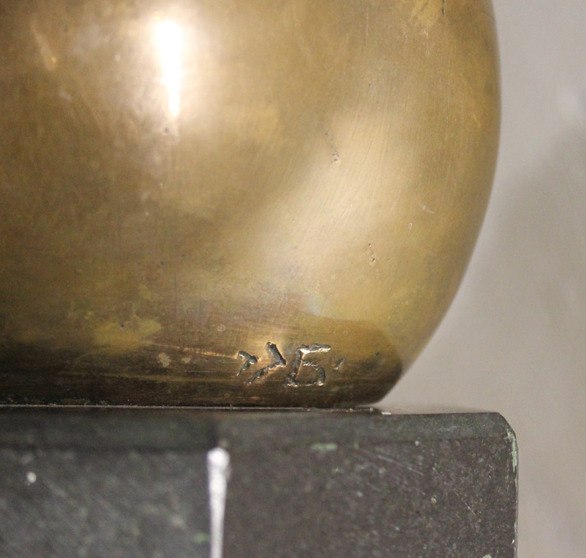 “bronze Symbol” (original Title)  By Bogdan Vassilievich Korzh (ukrainian, Born In 1952)-photo-3