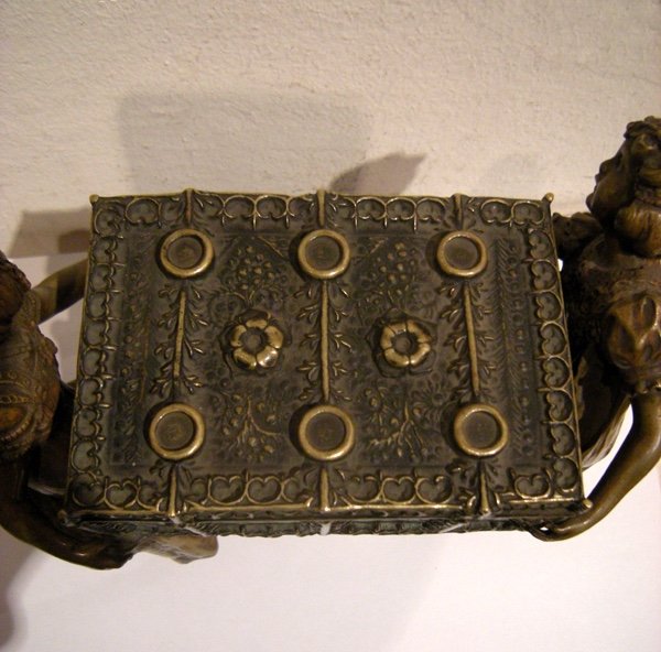 Vienna Art Nouveau Bronze, Early 20th Century  "two Little Girls With A Treasure Chest“-photo-3