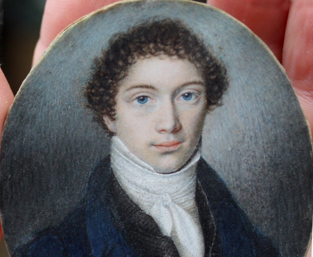 Portrait Miniature Of A Young  Gentleman In A Blue Frock Coat And White  Neckerchief, Around 1800-photo-3