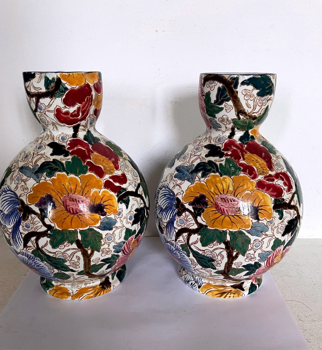 Paire de pots à eau en faïence ancienne de Gien à fleurs-photo-4