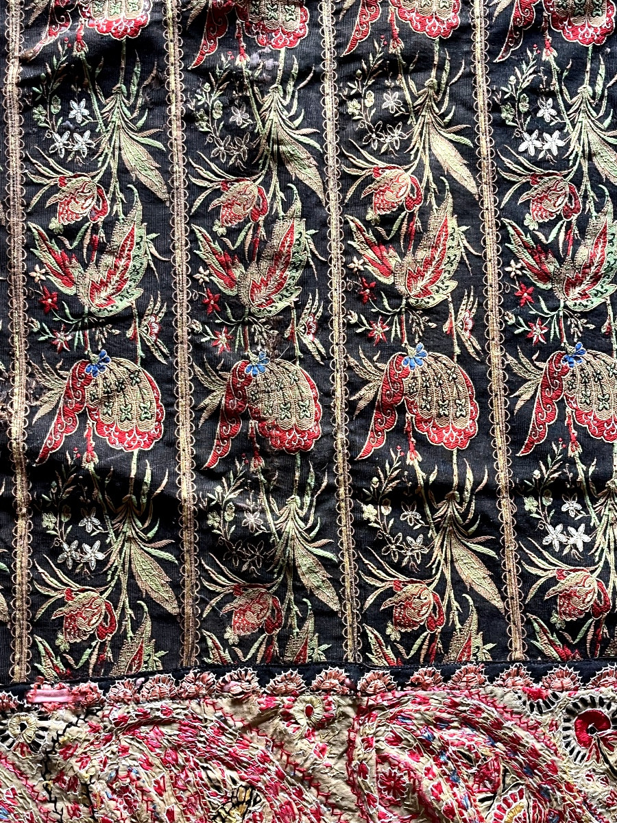 Antique Hand-embroidered Tapestry With Paisley Motifs 19th Century-photo-1