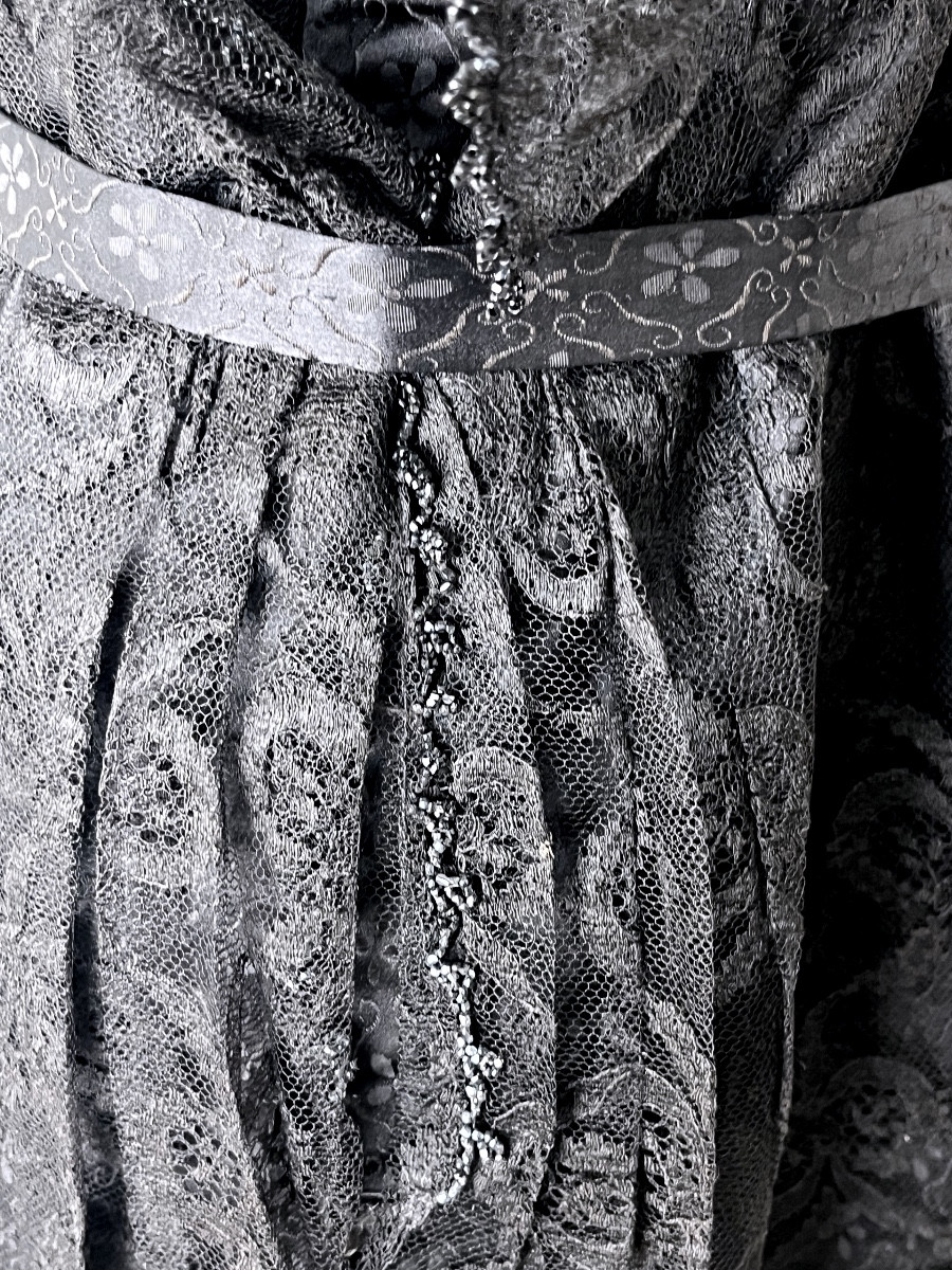Antique Dress In Fabric Covered With A Lace And Jet Tunic Circa 1910-photo-1