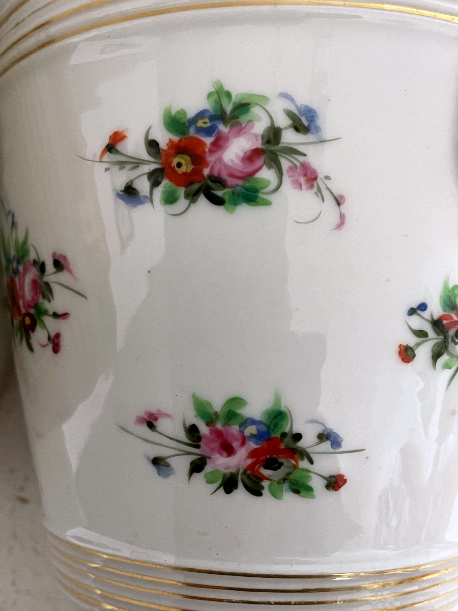 Paire de cache pots en porcelaine de Paris XIX eme-photo-2