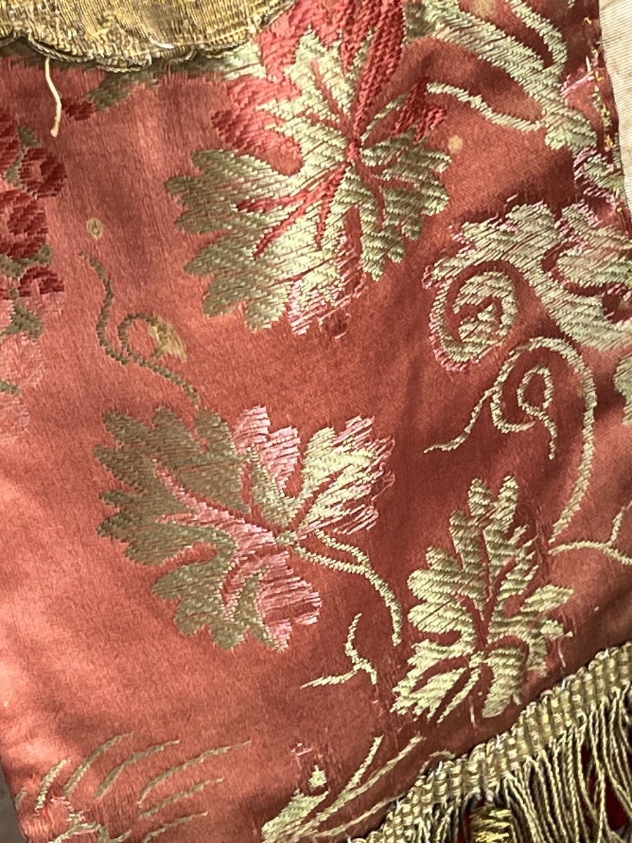 Liturgical Chasuble With Gold-thread Embroidery And Silk Damask, Early 19th Century-photo-3