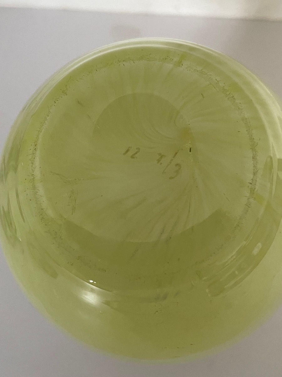 Vase ancien en verre émaillé opalescent Art Nouveau -photo-1