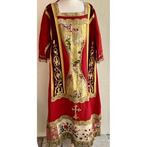 Liturgical Chasuble With Gold-thread Embroidery And Silk Damask, Early 19th Century