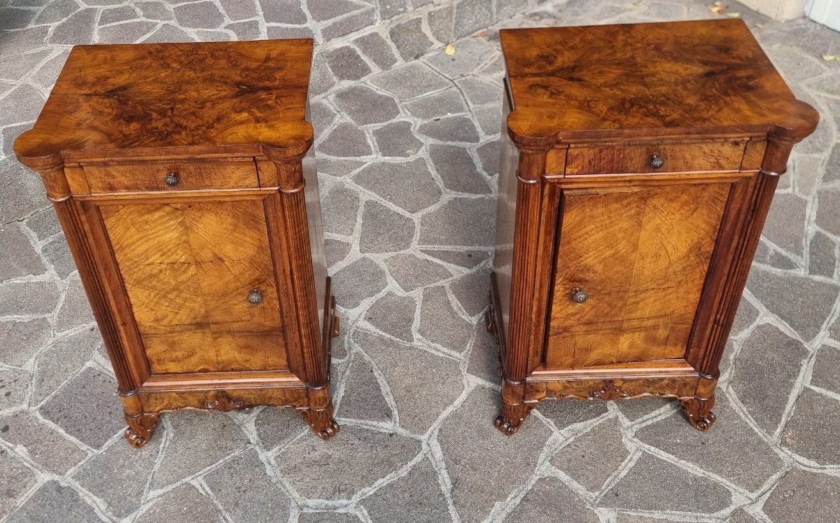 Paire de chevets en noyer flammé Charles X 1820-photo-4