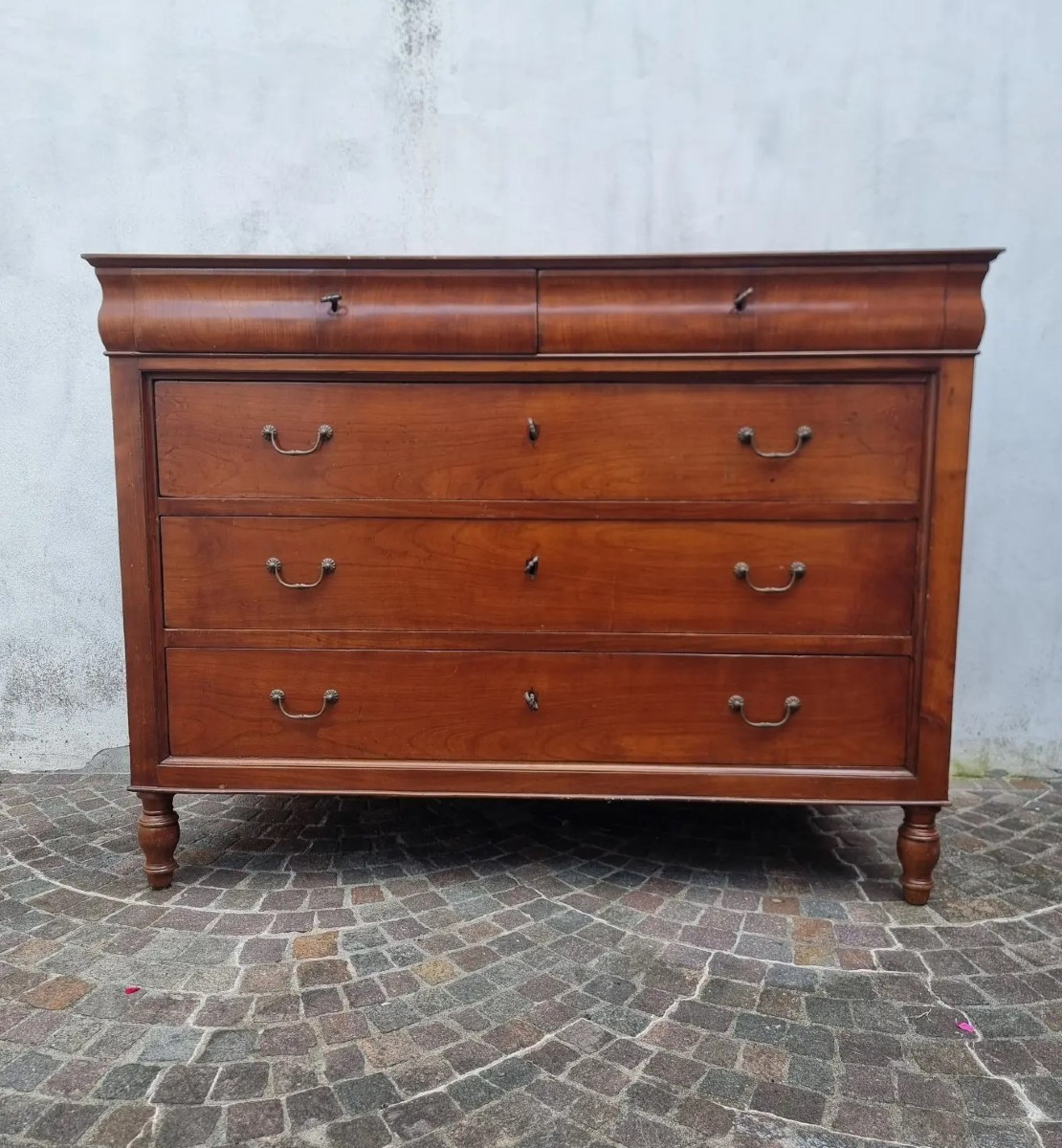 Commode en cerisier du XIXème siècle Charles X