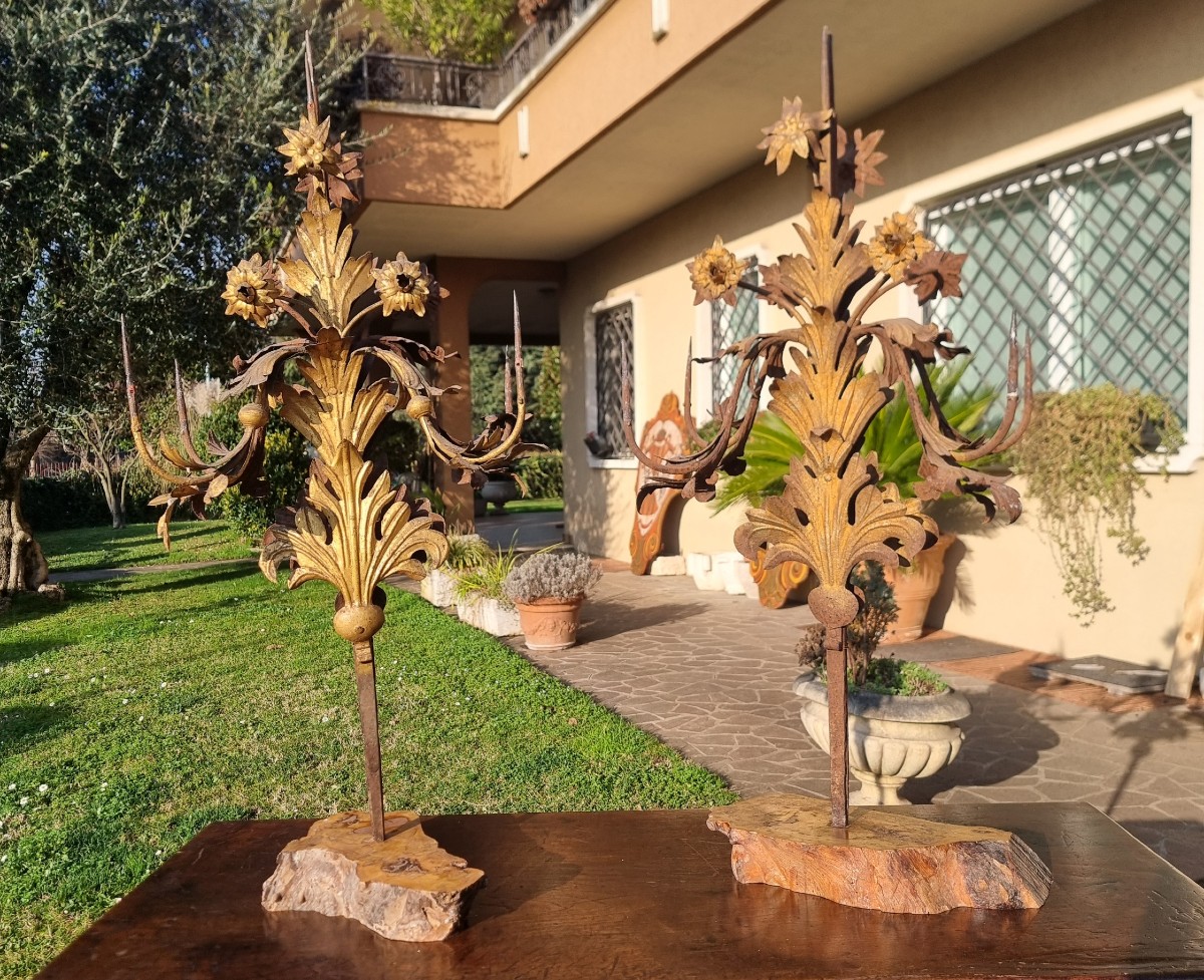 Paire de candélabres du XIXe siècle en tôle dorée-photo-3