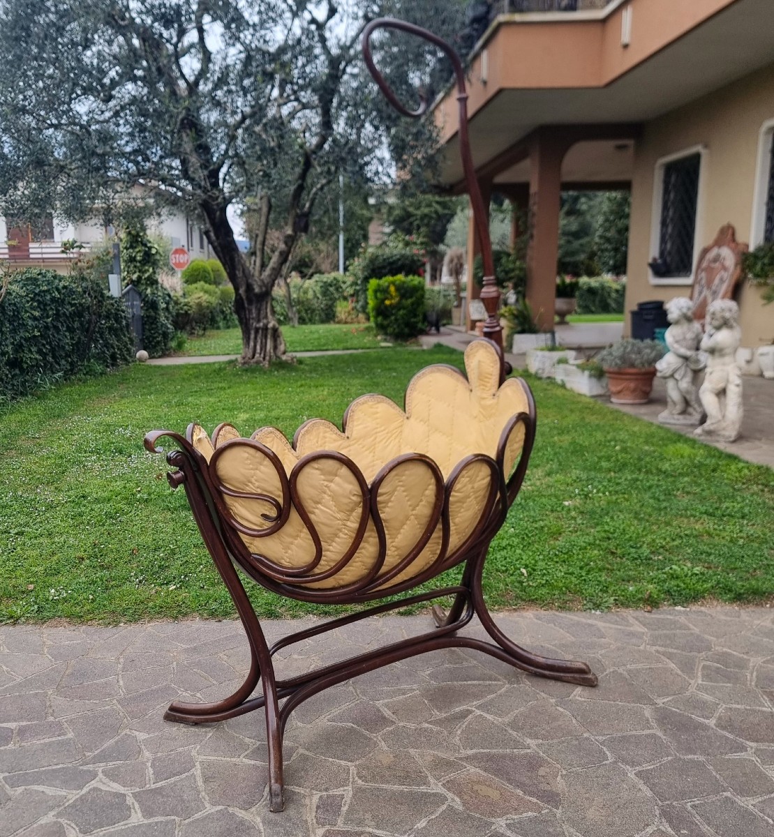 Thonet Curved Beech Cradle 1800s-photo-2