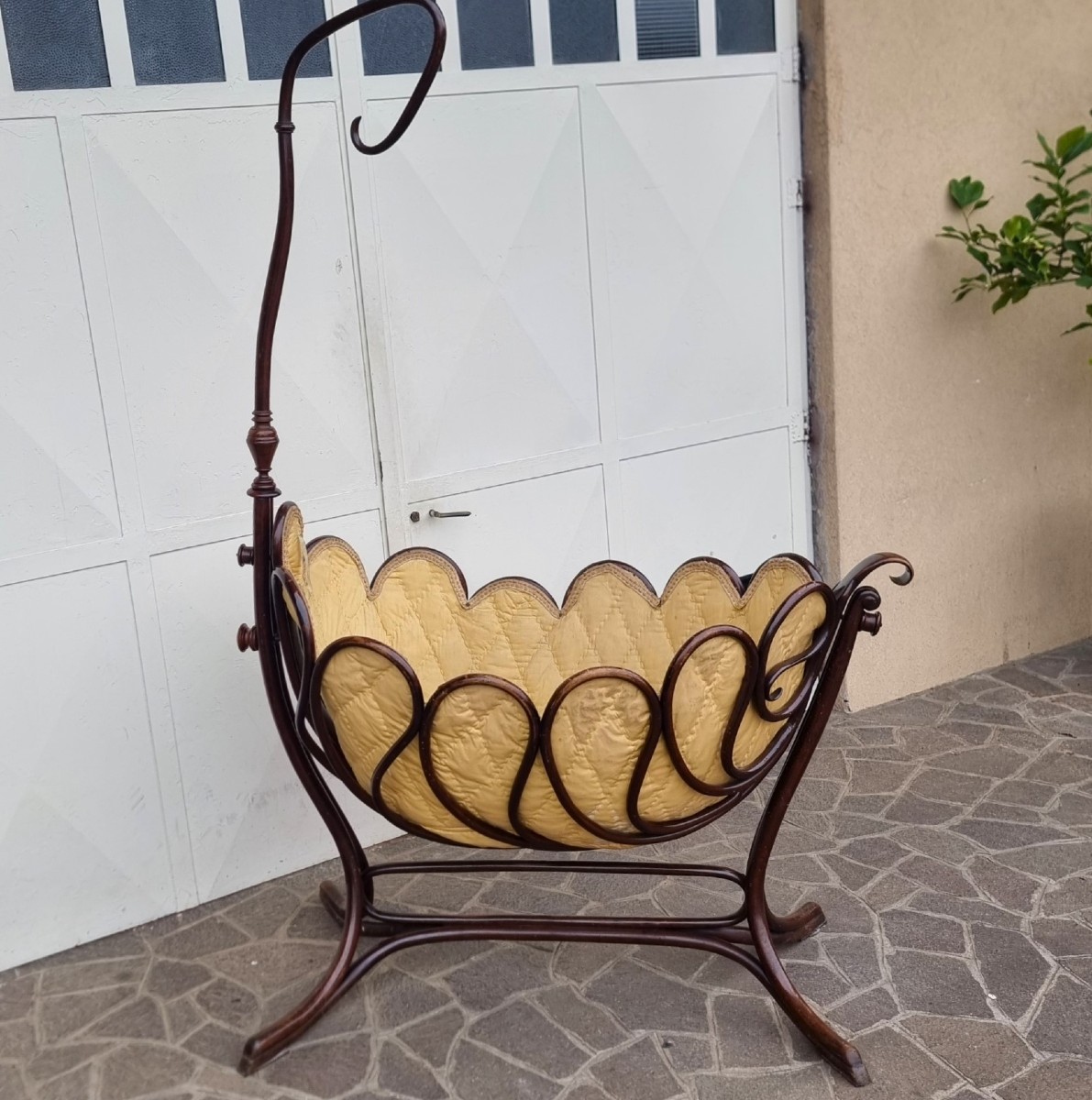 Thonet Curved Beech Cradle 1800s-photo-4