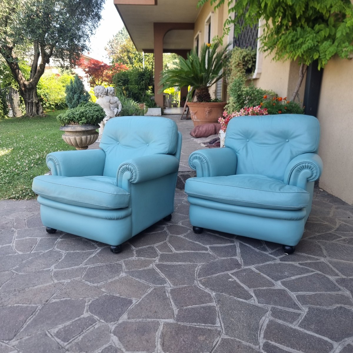 Paire de fauteuils bleus en cuir Frau 1970-photo-2