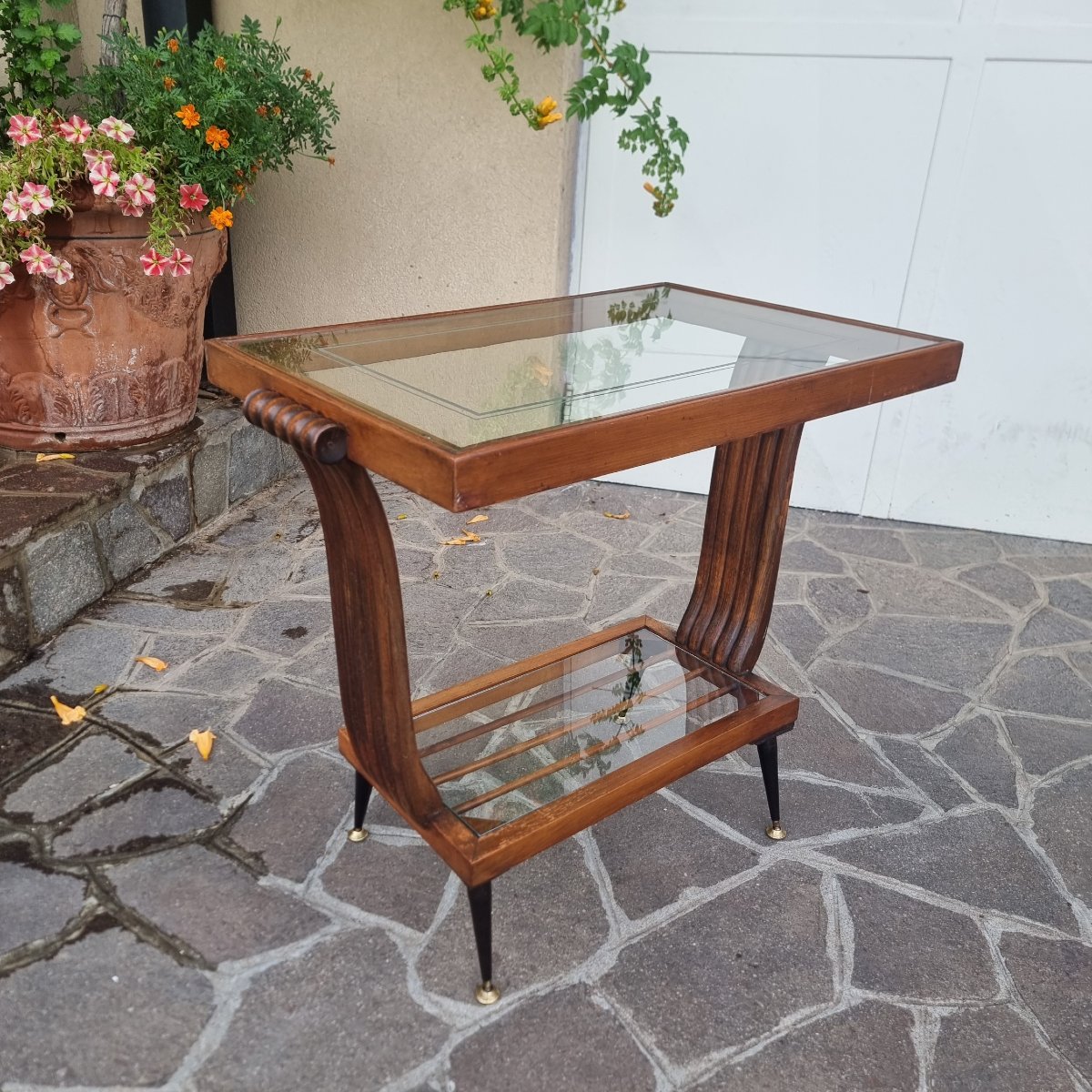 1940s Art Deco Walnut Coffee Table With Glass Legs—paris-photo-1
