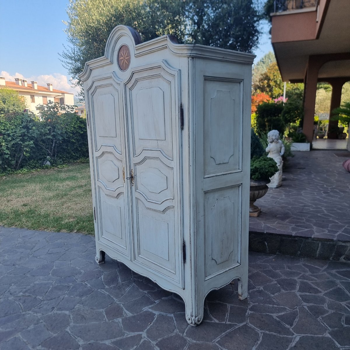 Armoire en noyer laqué du XIXe siècle provençal-photo-2