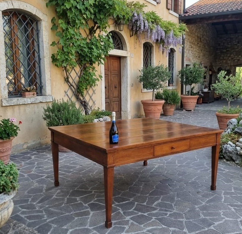 18th-century Venetian Directoire Walnut Table-photo-7
