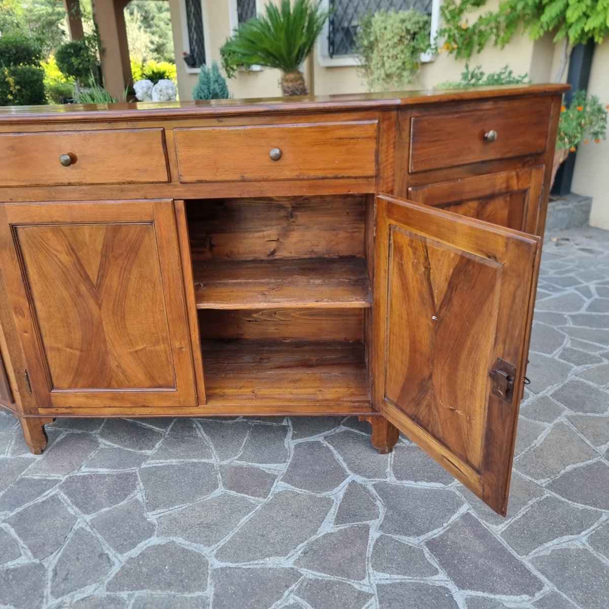 Venetian Walnut Corner Sideboard, 800-photo-3